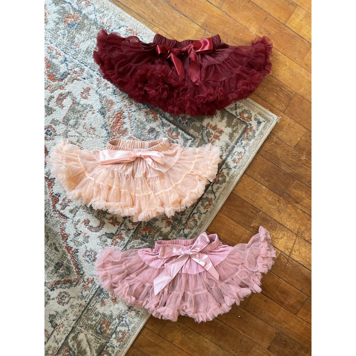 LOLI TUTU ROK