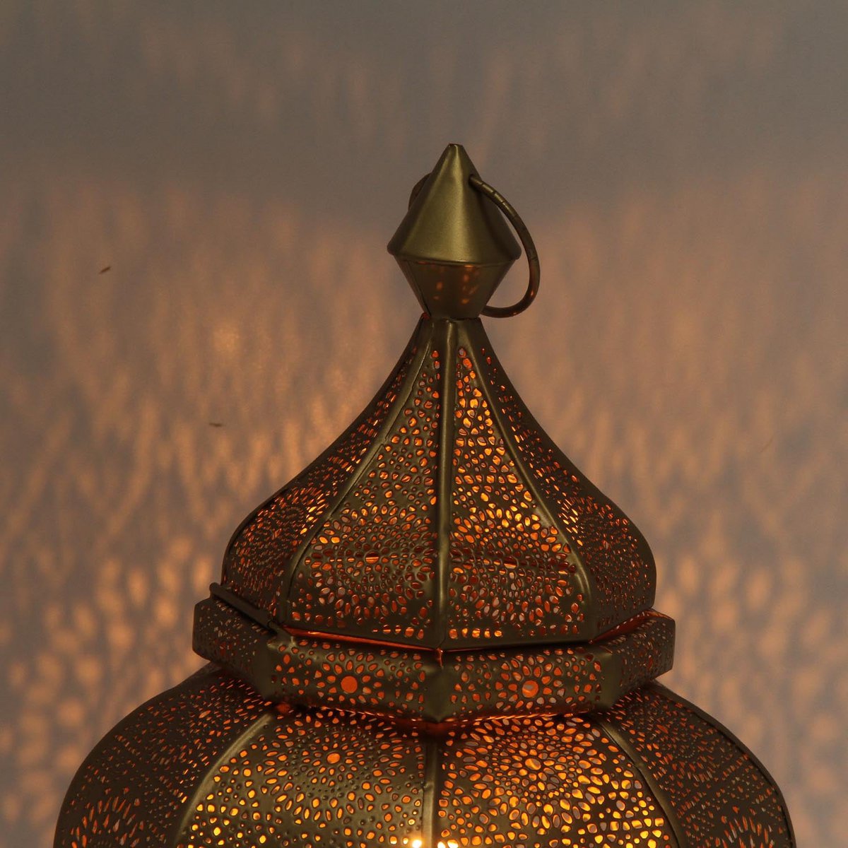 Oriental lantern Alima