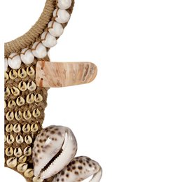 J47 Schelpenketting Op Standaard