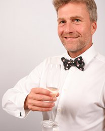 Fliege – Schwarz mit Weihnachtsmanngesicht