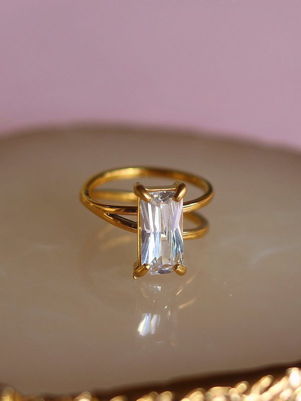 Ivanka - Baguette Crystal Ring Band