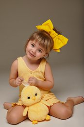 Jouet doux, Fluffies - Fluffy the Yellow Chick (22 cm)