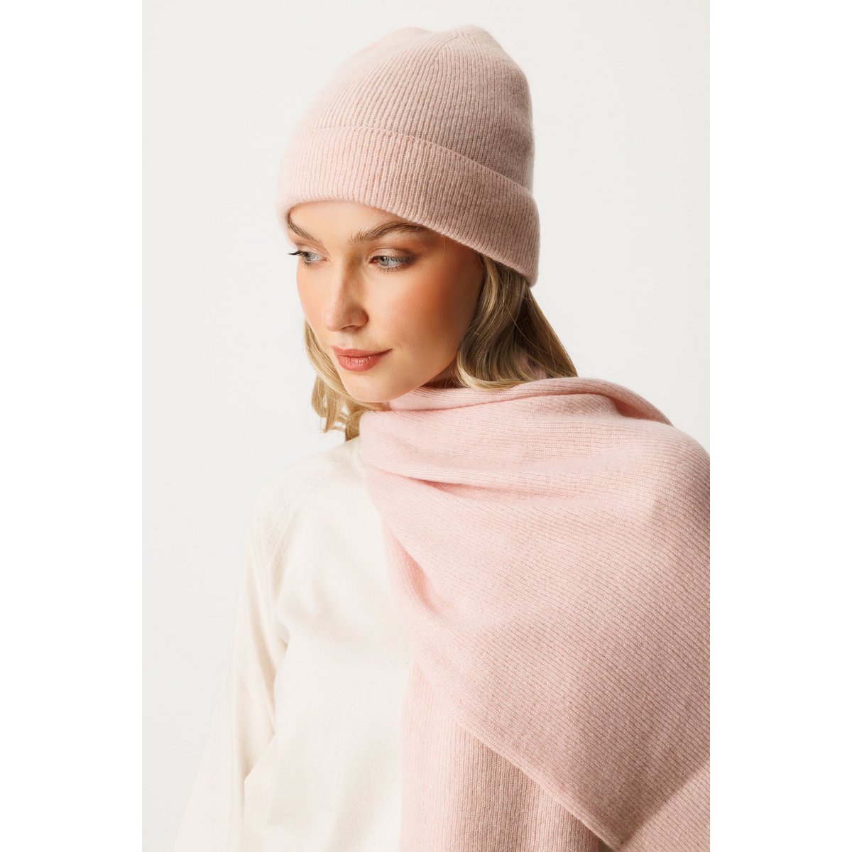 Diana Beanie & Scarf Cashmere Set Pink