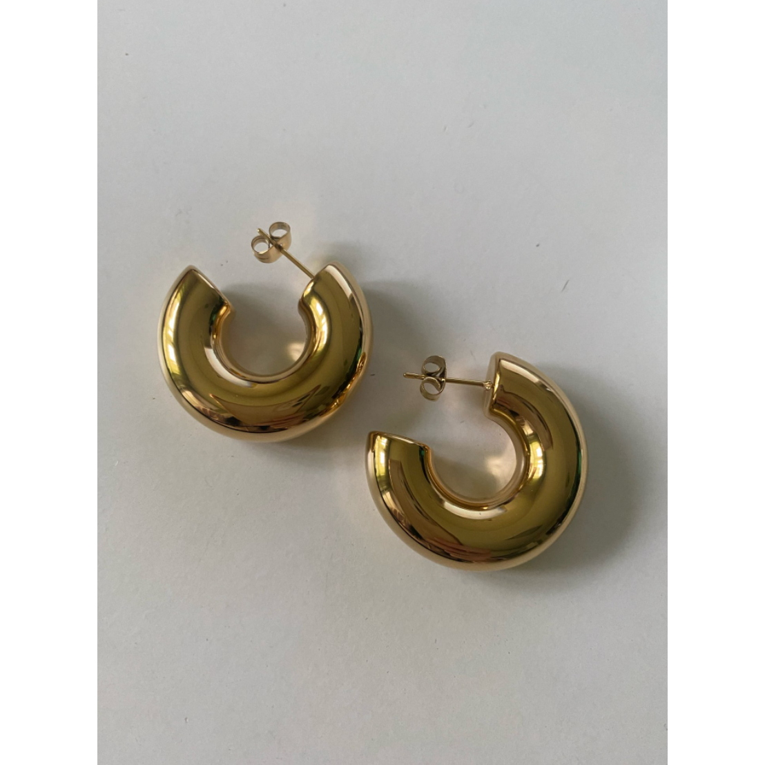 Theodora - Wide Geometric Hoop Earrings