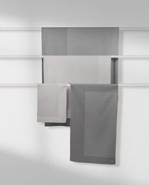 Asciugamani grigio carbone di base