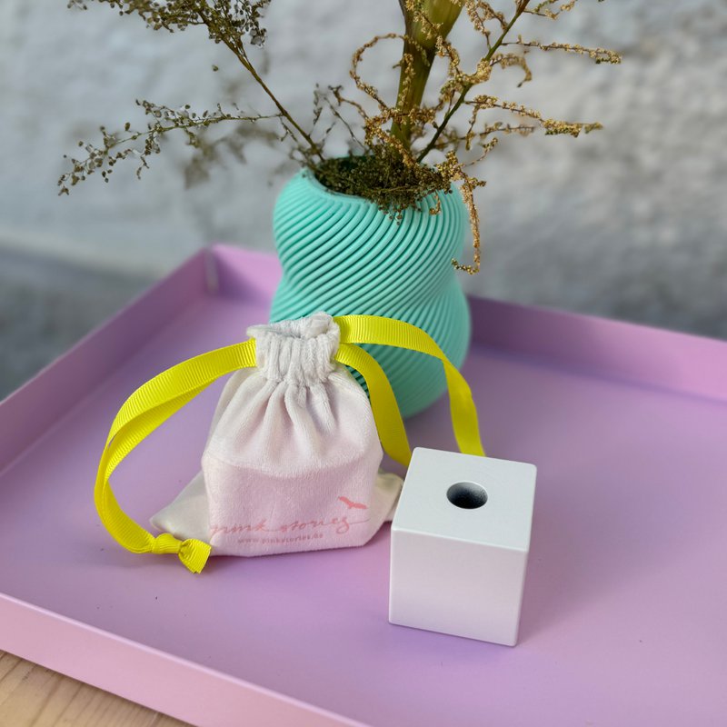 Flipper Cube * White