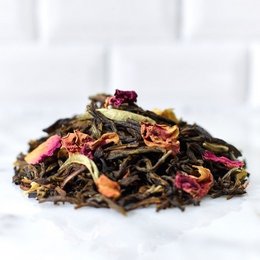 Gorgeous Geisha tea - A delightful blend of black tea, rose petals, and natural flavors, creating a fragrant and flavorful tea experience.
