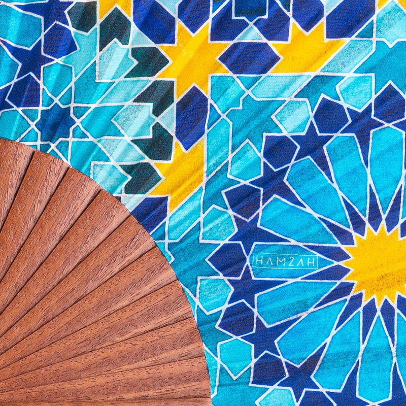 Blaue und goldene Seidenfan geheime Blume