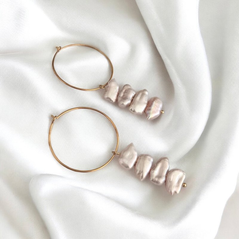 Rosé Pearl - Hoops with baroque pearls