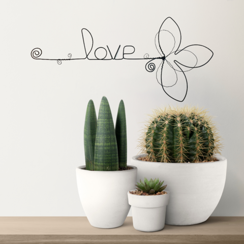 Fleur de Lys – „Love“ – Wanddekoration aus Draht