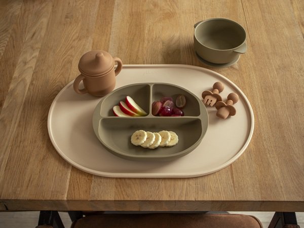 Planche à compartiments - Vaisselle enfant - Assiette enfant avec ventouse - Passe au chaud et au lave-vaisselle