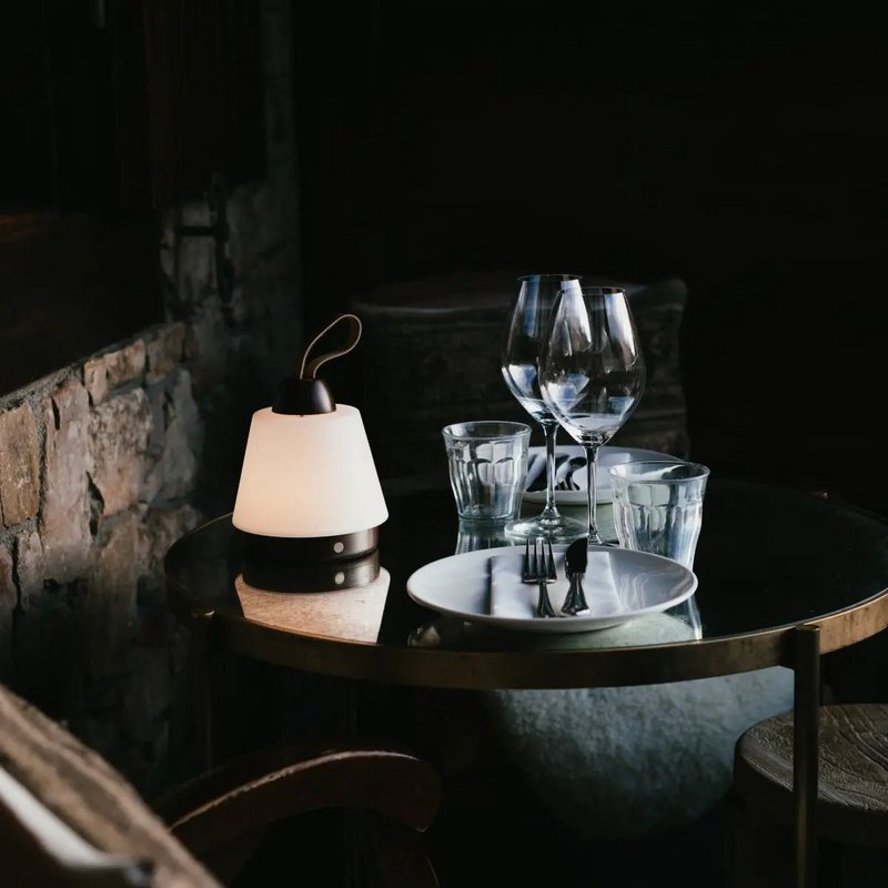 Liv Mørkebrun Genopladelig Lampe