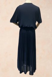 Vestido Largo Plisado Escote Pico - VISCOSA - 31109