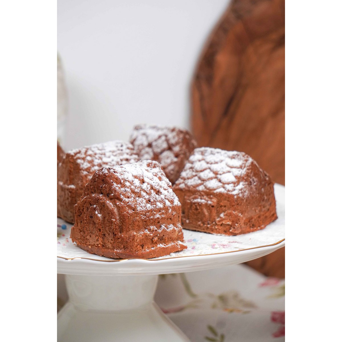 Moule à pâtisserie en silicone rose pastel maisons 26,5x6 cm Isabelle Rose