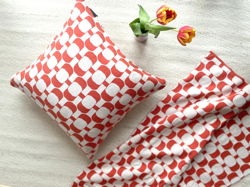 Edith Pillow-Cover Melon, Soft Jacquard Knitted Cotton
