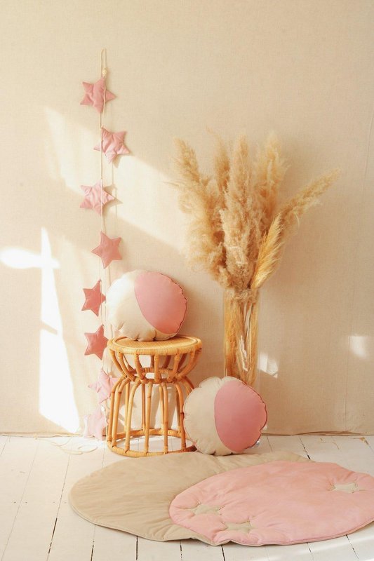 Guirlande en velours « Soft Pink Dust » avec étoiles