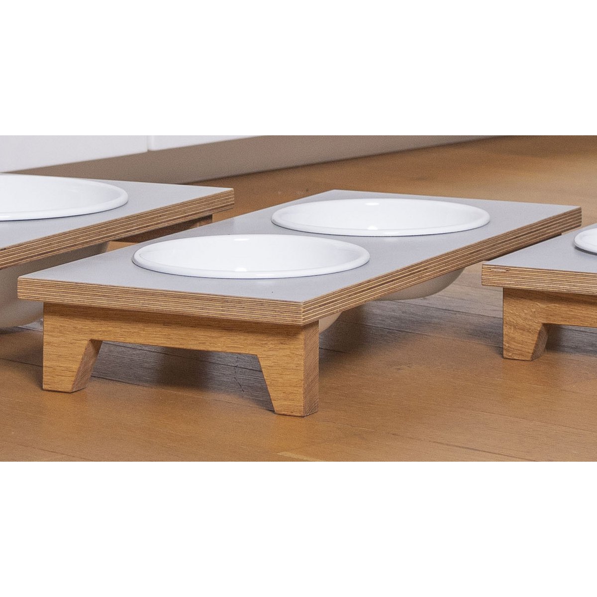 Easy, dog & cat feeding stand