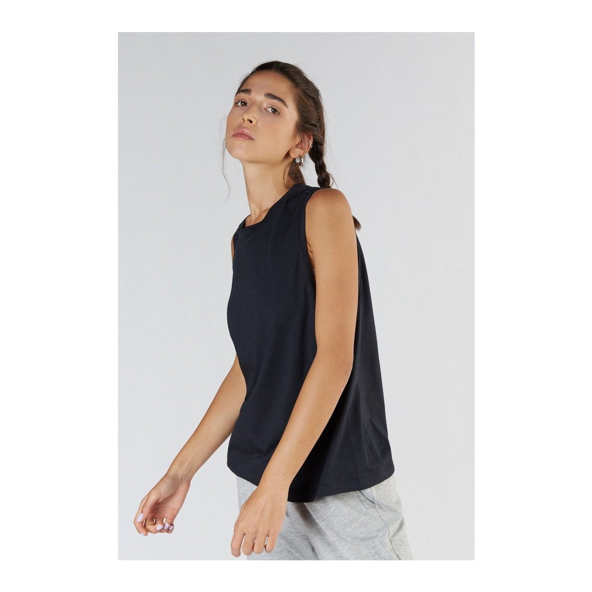 T1211-01 | TENCEL™ Active Damen Top hooggesloten - Zwart