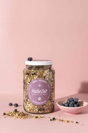 Organic poppy seed blueberry granola