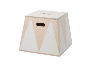 trapezoid plinth "the roll up" white