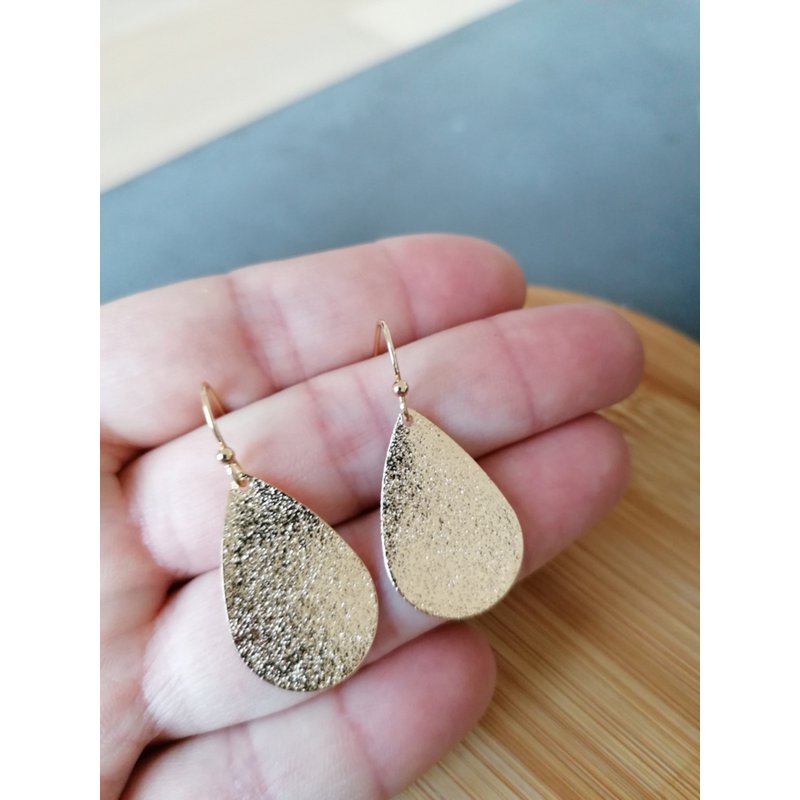 Licorice (gold)
