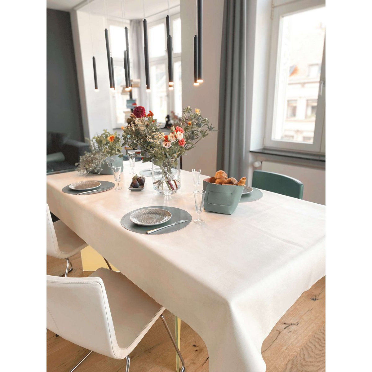 Tablecloth and soil protection Nº 19 135x220cm