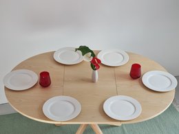 Rundt udvideligt spisebord fineret JUBI