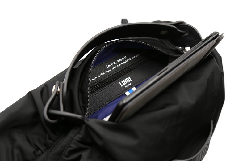 Riia XL Pouch Zwart