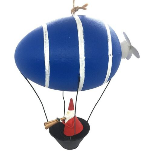 Santa in air balloon