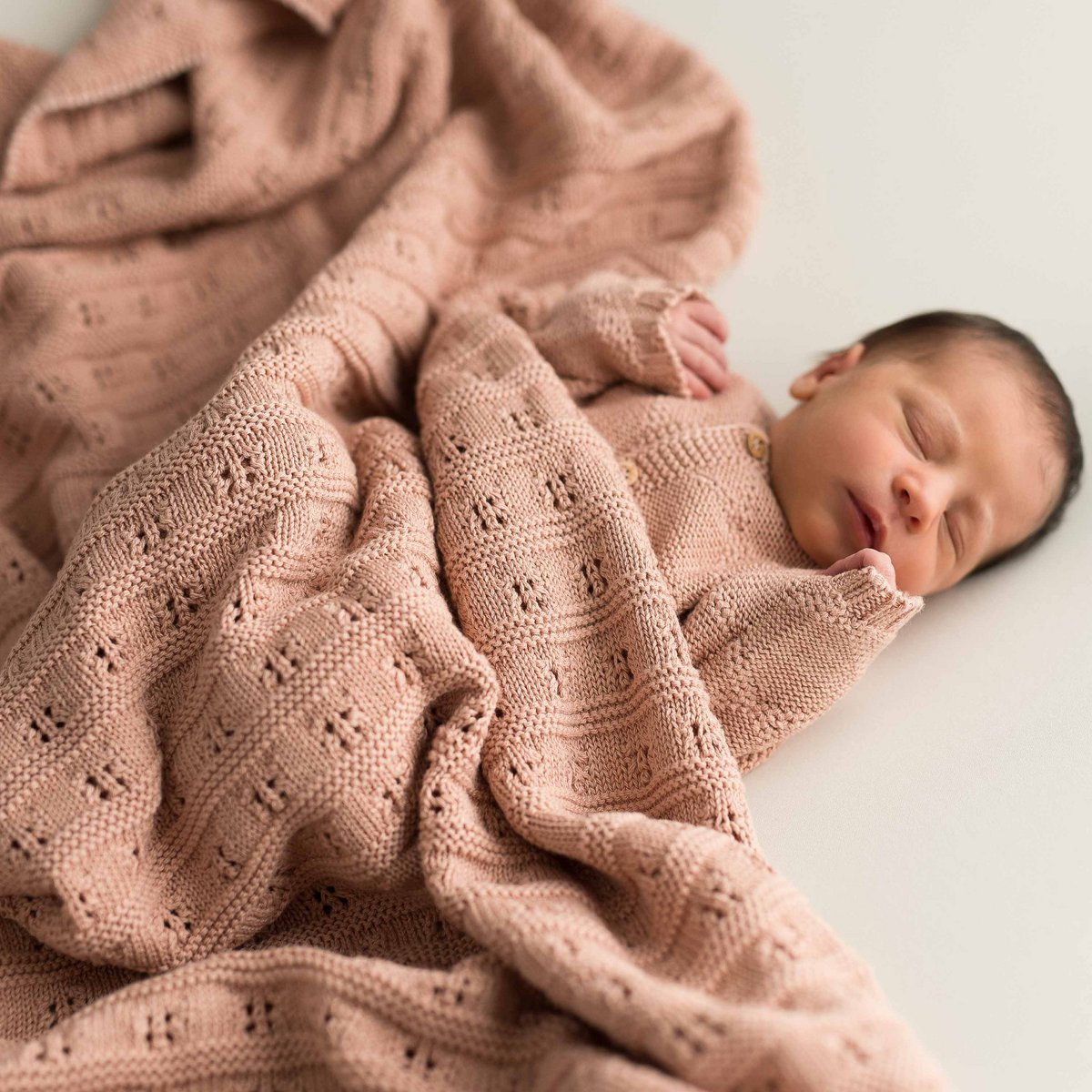 Baby blanket  openwork pink