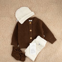 Strikket ulden babycardigan - Merinould - Brunette