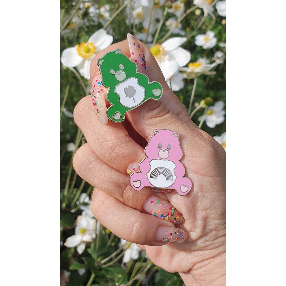Pin's Care Bear Bonne chance