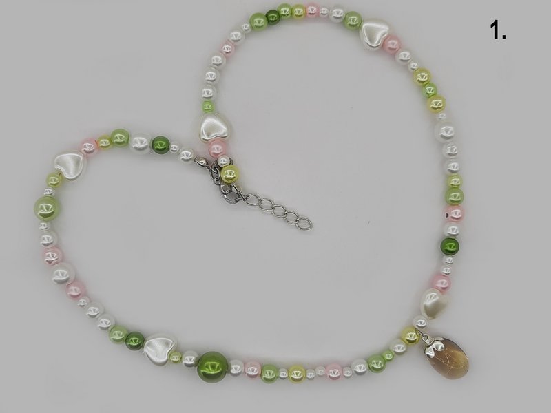 %238 Trendy pearl necklace set