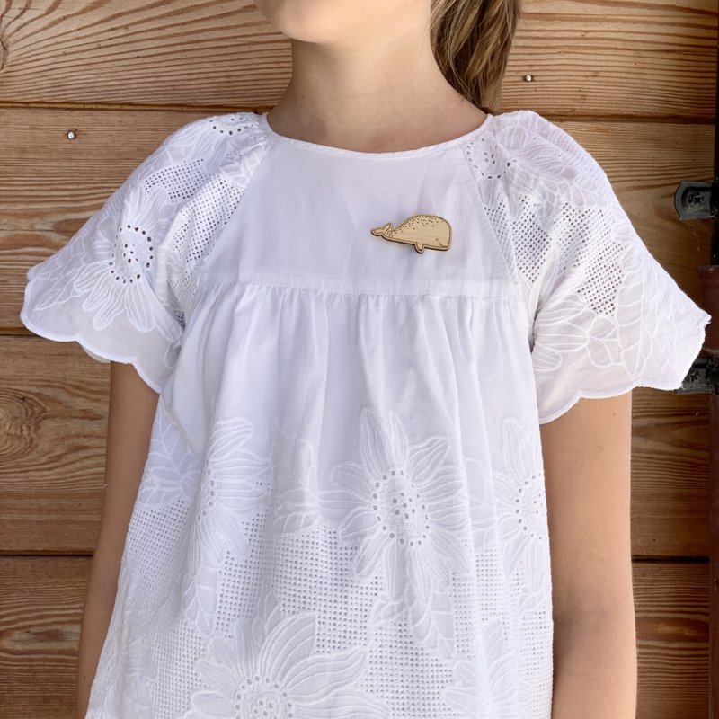 Wooden brooch - Whale