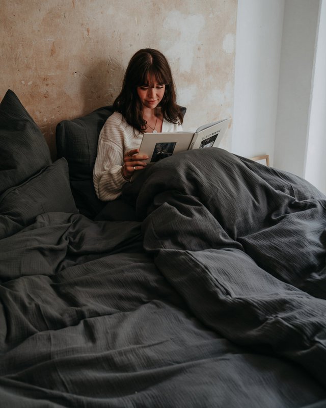 Muslin bed linen “Eliane” • Anthracite