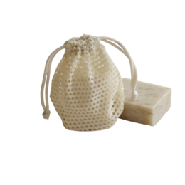  Ivory-colored gauze drawstring bag, approximately 8x9cm in size, suitable for jewelry storage or display. Made of natural, breathable fabric.