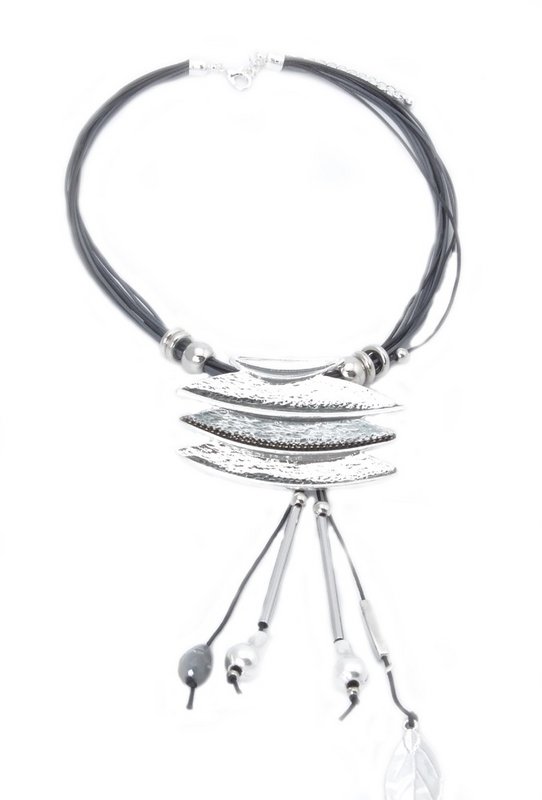Necklace with 10 cords in gray and black