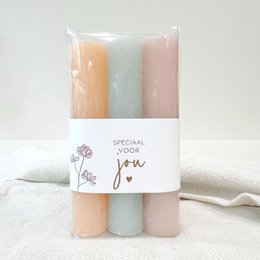  Heart-shaped candles in red, pink, and brown colors, packaged in a white box with a gold heart design.