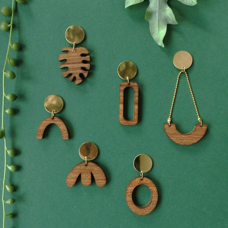 Wooden earrings rectangle
