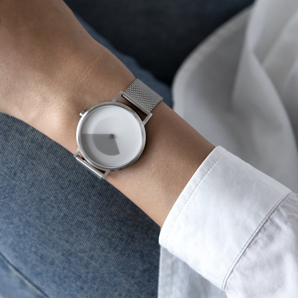 Gradient Watch Silver