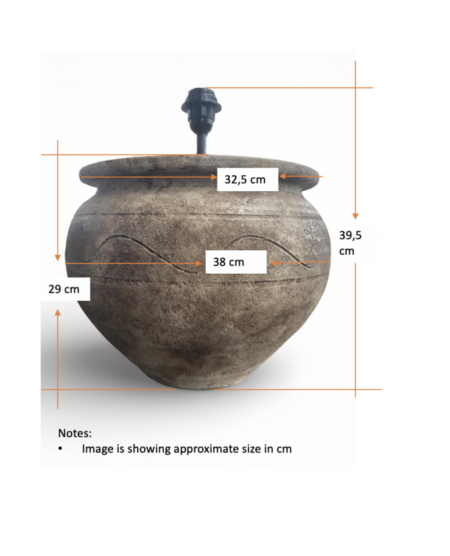 Terra Bruta - Håndlavet Terracotta Bordlampe - Håndlavet i portugal