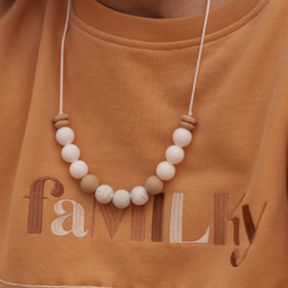Nursing & carrying necklace | "Jules"