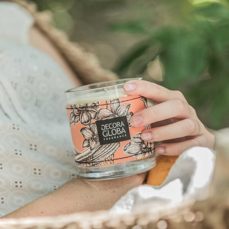 Candela profumata | Fragranza agrumata e floreale di campi di fiori d'arancio | Siesta en los Naranjos | 220gr