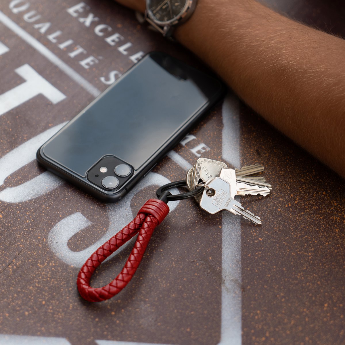 Keychain "Strong"