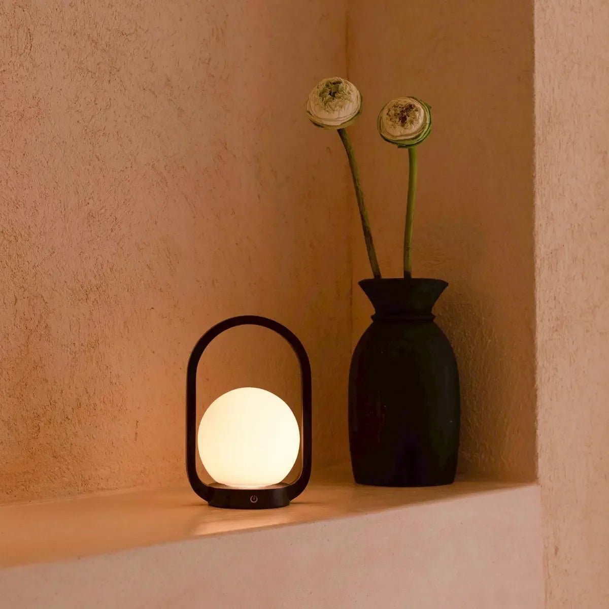 Skye dunkelbraune wiederaufladbare Holzlampe