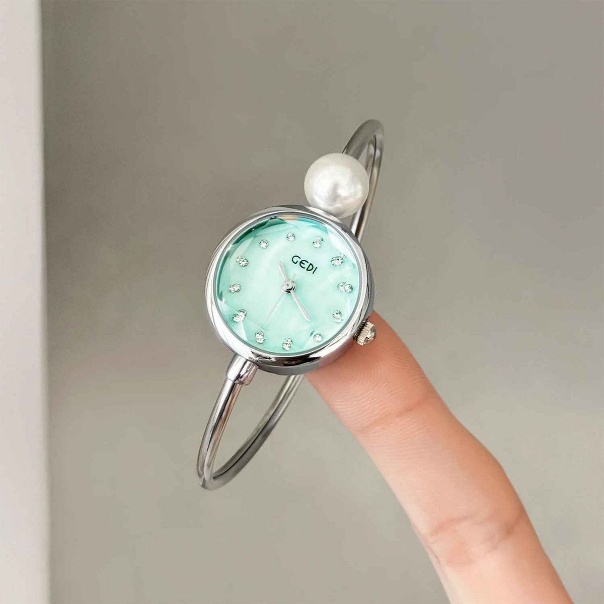 Silver - Green