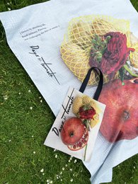 Devoted Passion - 140x180cm picnic plaid + tote bag