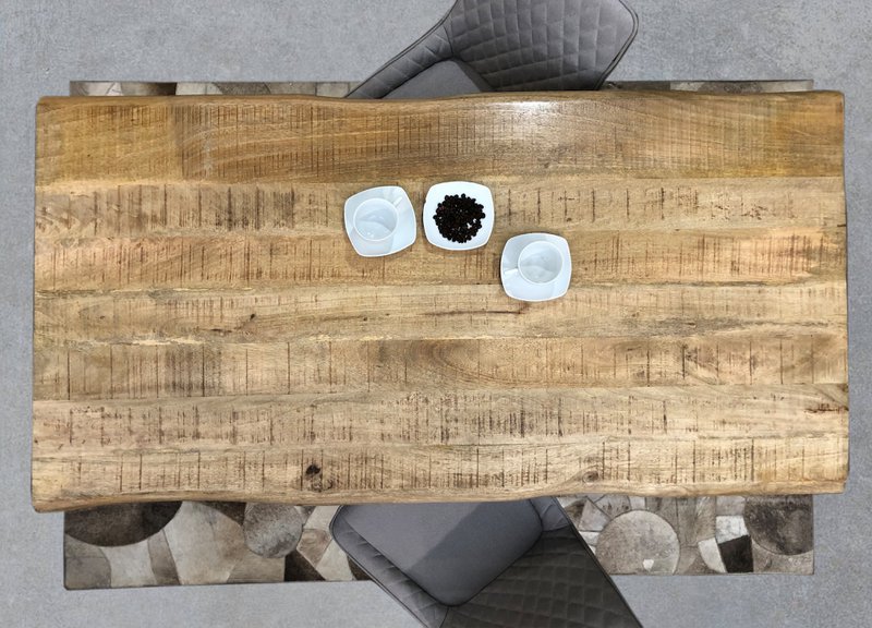 Table 160x85 cm