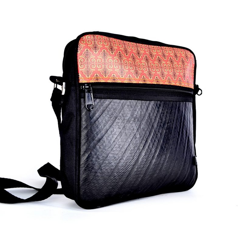 TAMARIN CROSSBODY BAG IN DER LUFTKAMMER RECYCLING VEGAN