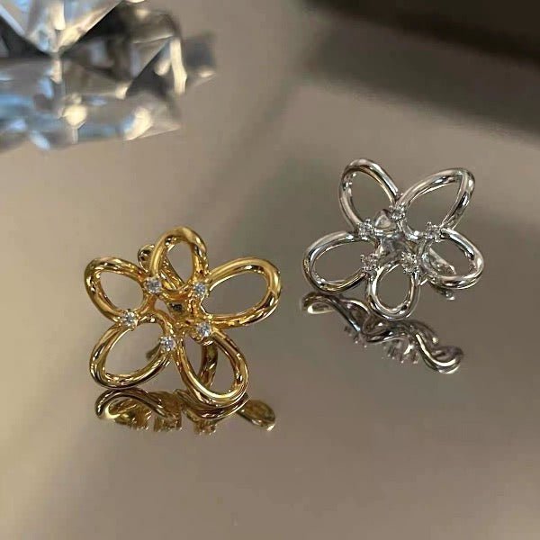 Elegante polsino per orecchie con fiore scintillante: pezzo unico